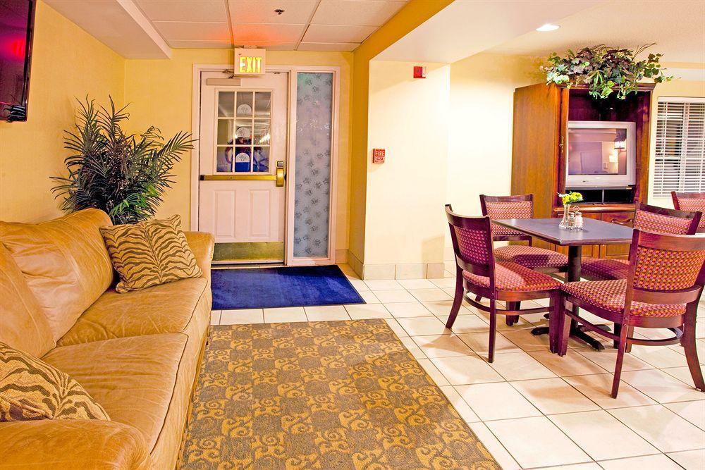 Baymont Inn & Suites Braselton Cameră foto