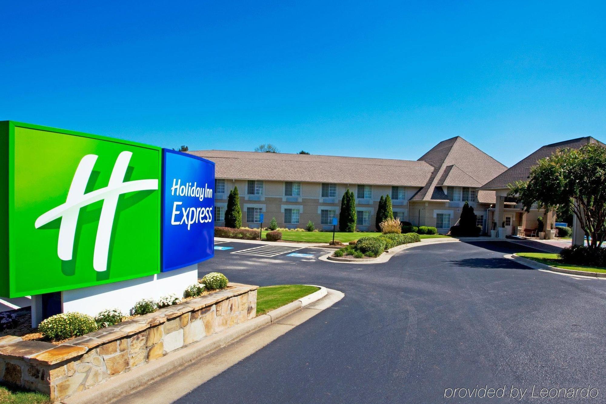 Baymont Inn & Suites Braselton Exterior foto