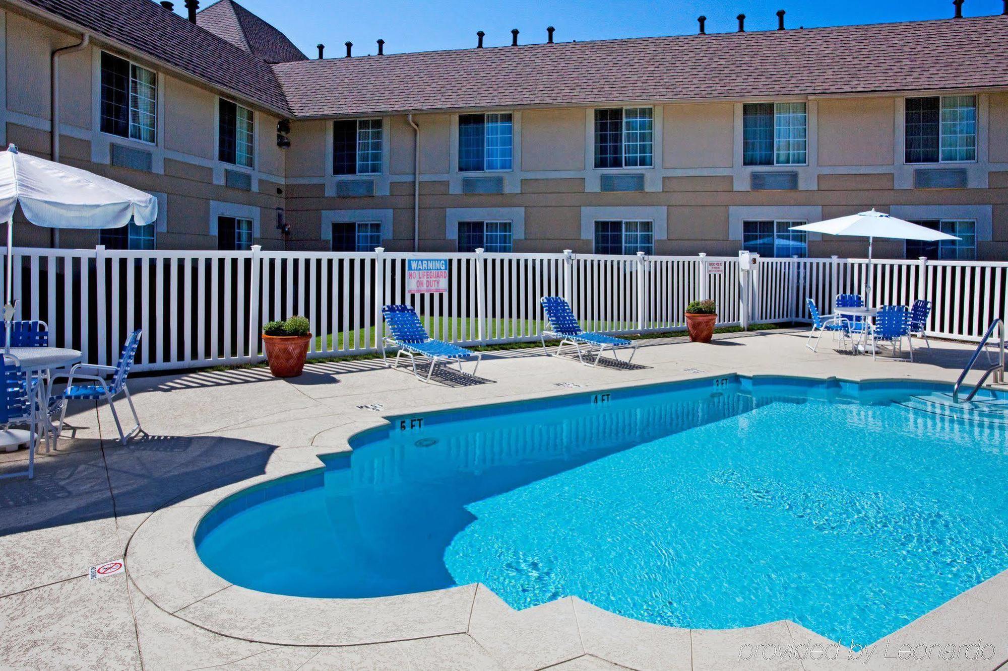 Baymont Inn & Suites Braselton Exterior foto